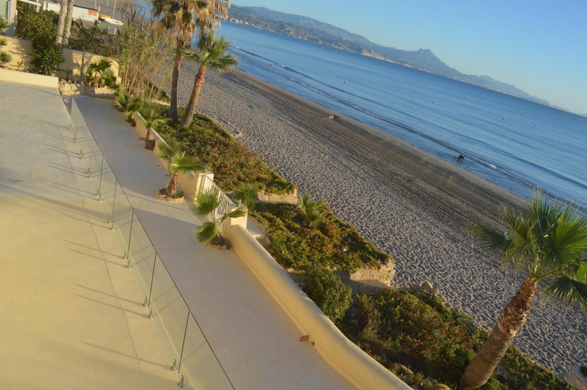 Excepcional Apartamento Loft A Pie De Playa En Chalet Roquetes Аликанте Екстериор снимка