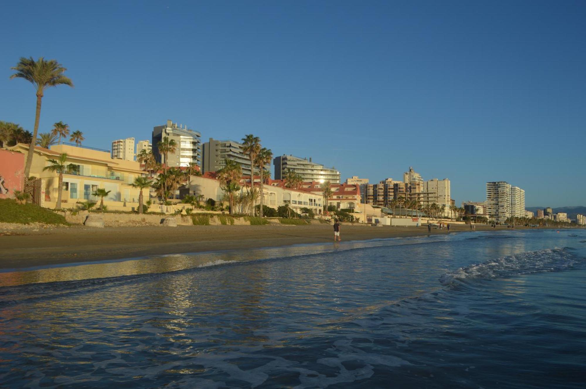 Excepcional Apartamento Loft A Pie De Playa En Chalet Roquetes Аликанте Екстериор снимка