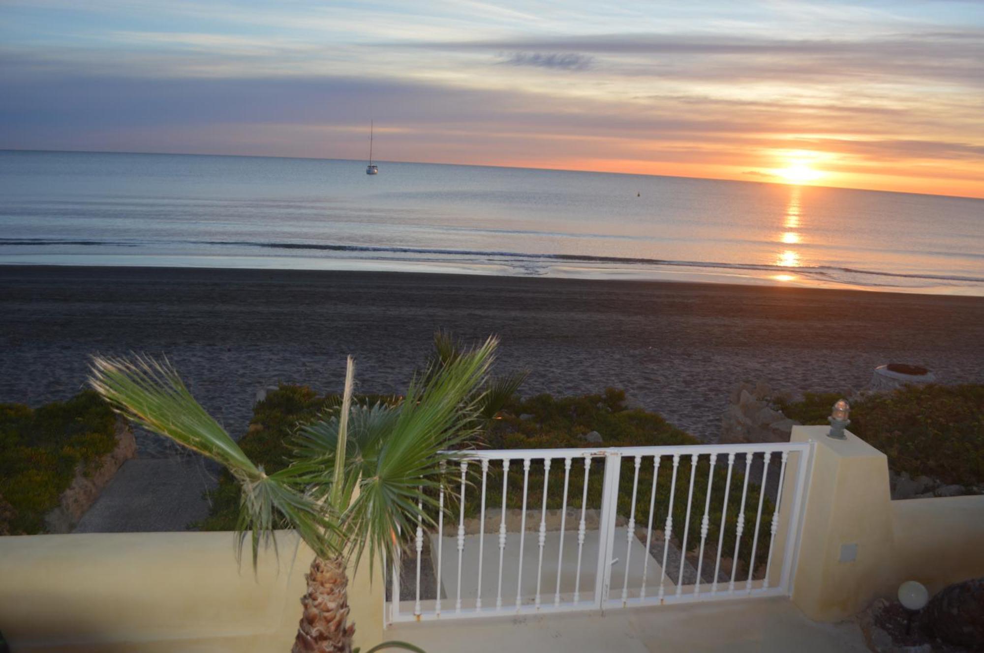 Excepcional Apartamento Loft A Pie De Playa En Chalet Roquetes Аликанте Екстериор снимка