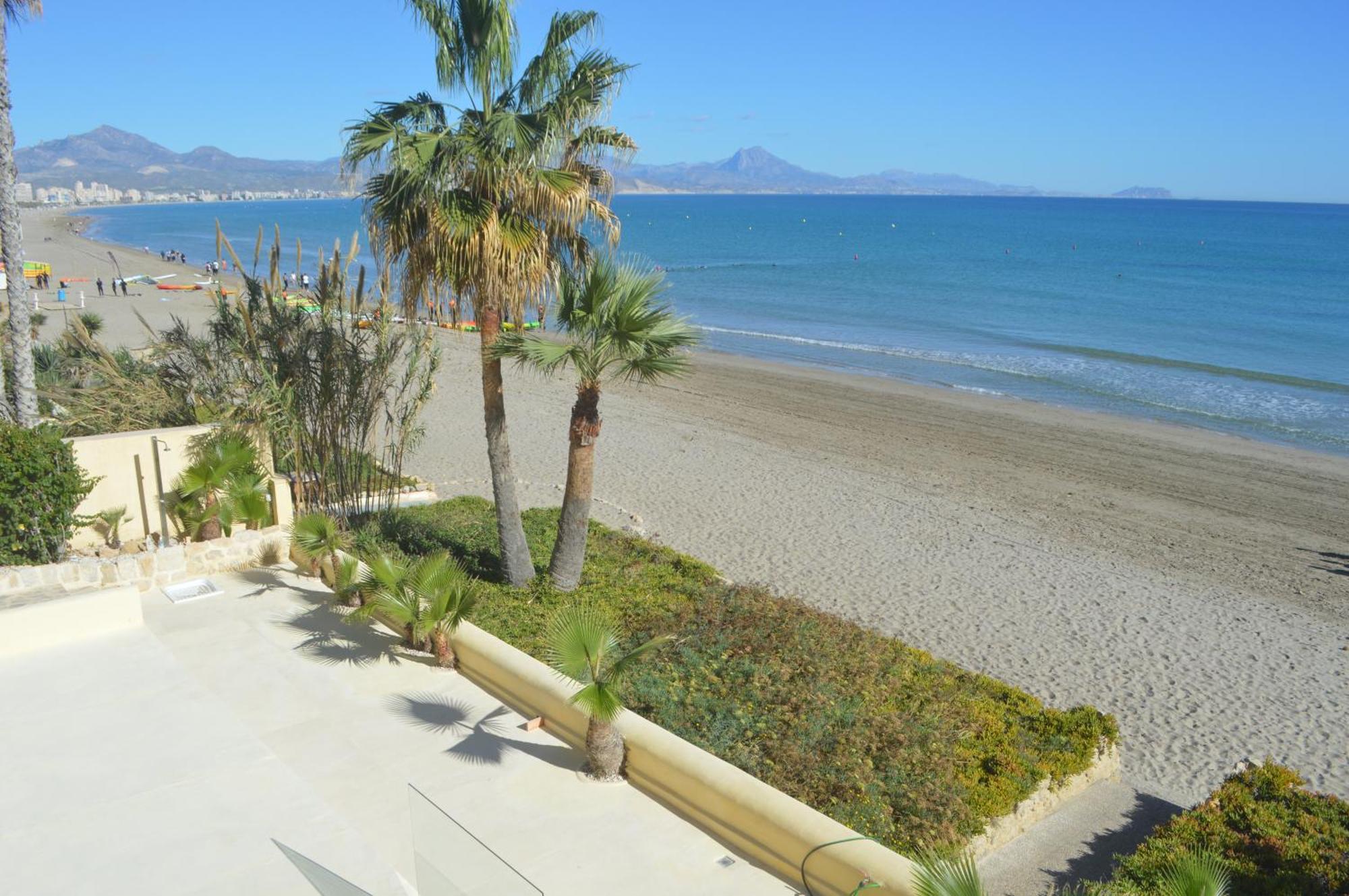 Excepcional Apartamento Loft A Pie De Playa En Chalet Roquetes Аликанте Екстериор снимка